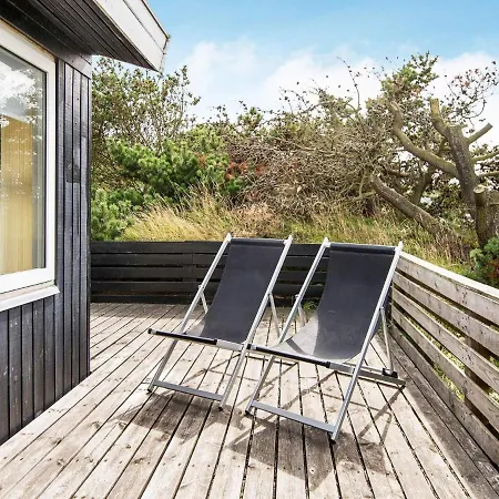 度假居 Three-bedroom Holiday In 8 *