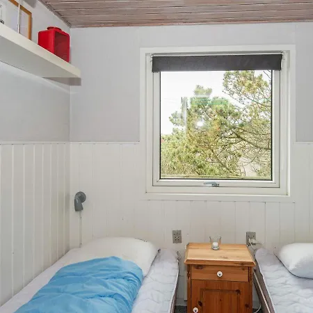 Three-bedroom Holiday In 8 בית נופש Fanø